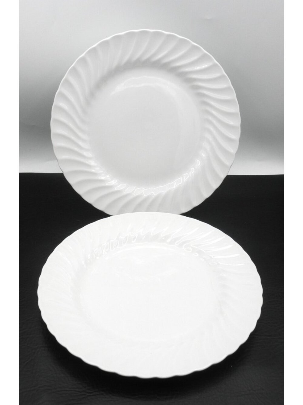 Regency Made in England by Johnson Brothers 10.5 In Dinner Plates Set of 2